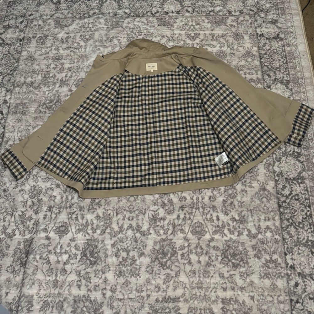 Sezane Bobby Jacket in light beige Trench Coat - Picture 4 of 9